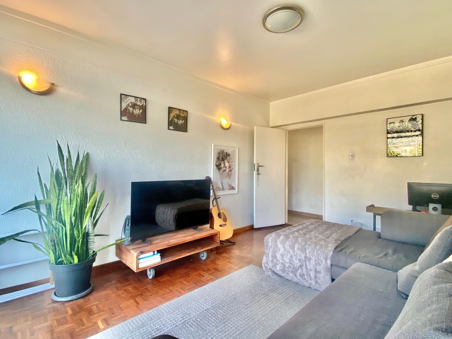 1 Bedroom Property for Sale in Tamboerskloof Western Cape